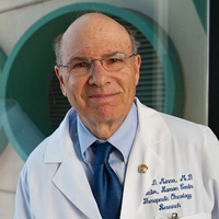 Lung cancer researcher named Giant of Cancer Care