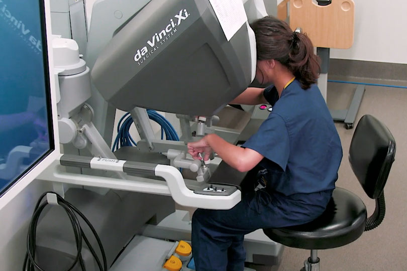 Robotic surgical training in the Simulation Center