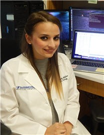 Elizabeth McMillan Elizabeth McMillan in lab
