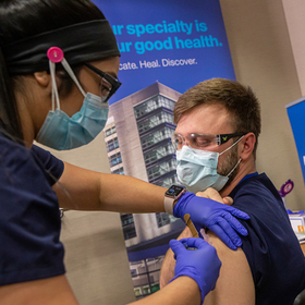 Real-world data at UT Southwestern shows benefit of early vaccination on health care workforce