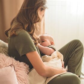 Mothers with diabetes can have a healthy breastfeeding experience