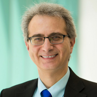 Neuroradiology chief Maldjian receives Distinguished Educator award from research academy