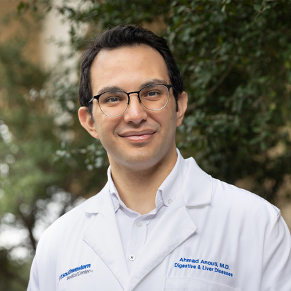 After a liver transplant changed his life, UTSW postdoc is inspired to help others