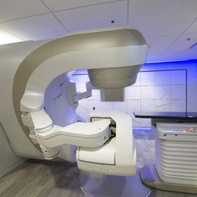 Experimental drug makes radiation therapy more effective, less damaging