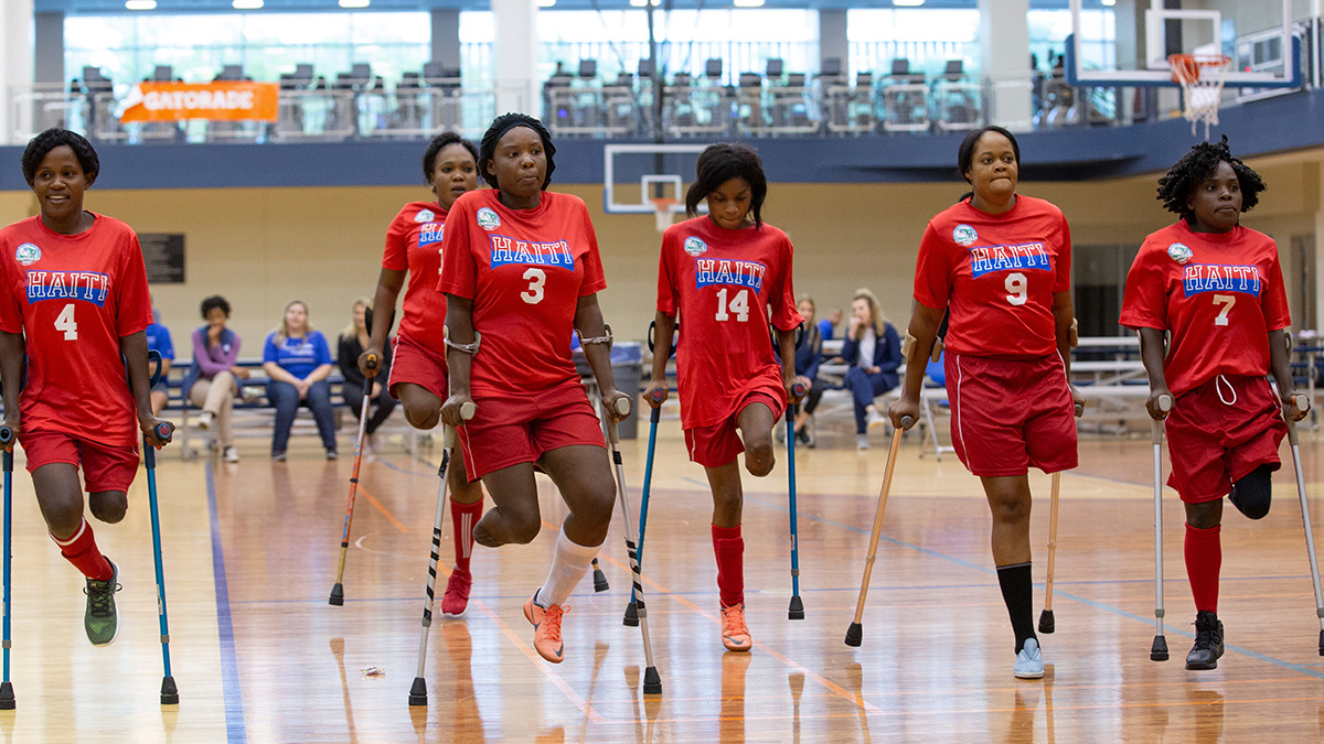UTSW Adaptive Sports Expo 2018: Participants form an imposing offense