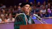 Whitney Stuard, M.D., Ph.D., a Perot Family Scholar, provides remarks after winning the exemplary Ho Din award, the Medical School’s top achievement.