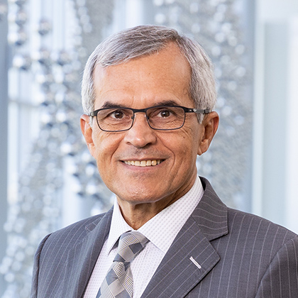 Headshot of Jorge Bezarra