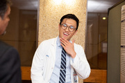 Medical student Jeffrey Li presents at the 57th Annual Medical Student Research Forum