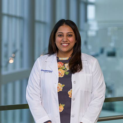 Meera Viswanathan-PA of the Year portrait in lab coat