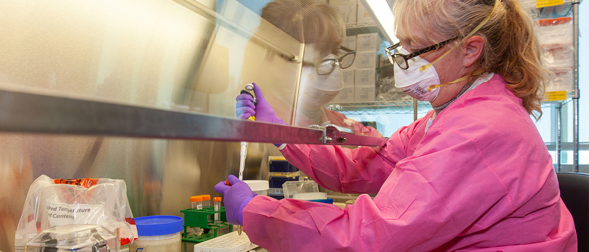 A woman in science lab