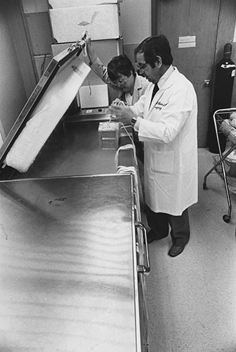 Ellen Heck as a young researcher at UT Southwestern