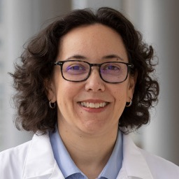 Dr. Larissa Velez