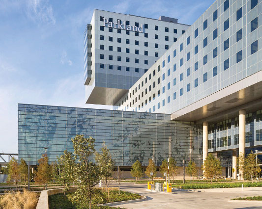 exteriour view of Parkland Hospital on a sunny day