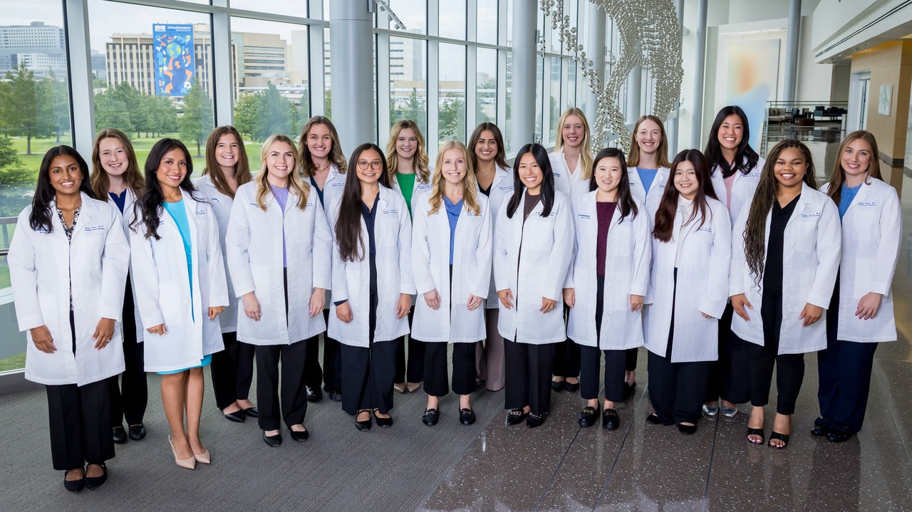 Group photo of the residents of the Class of 2030