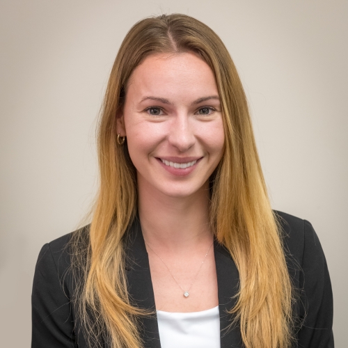 Anne Bennett, MD headshot