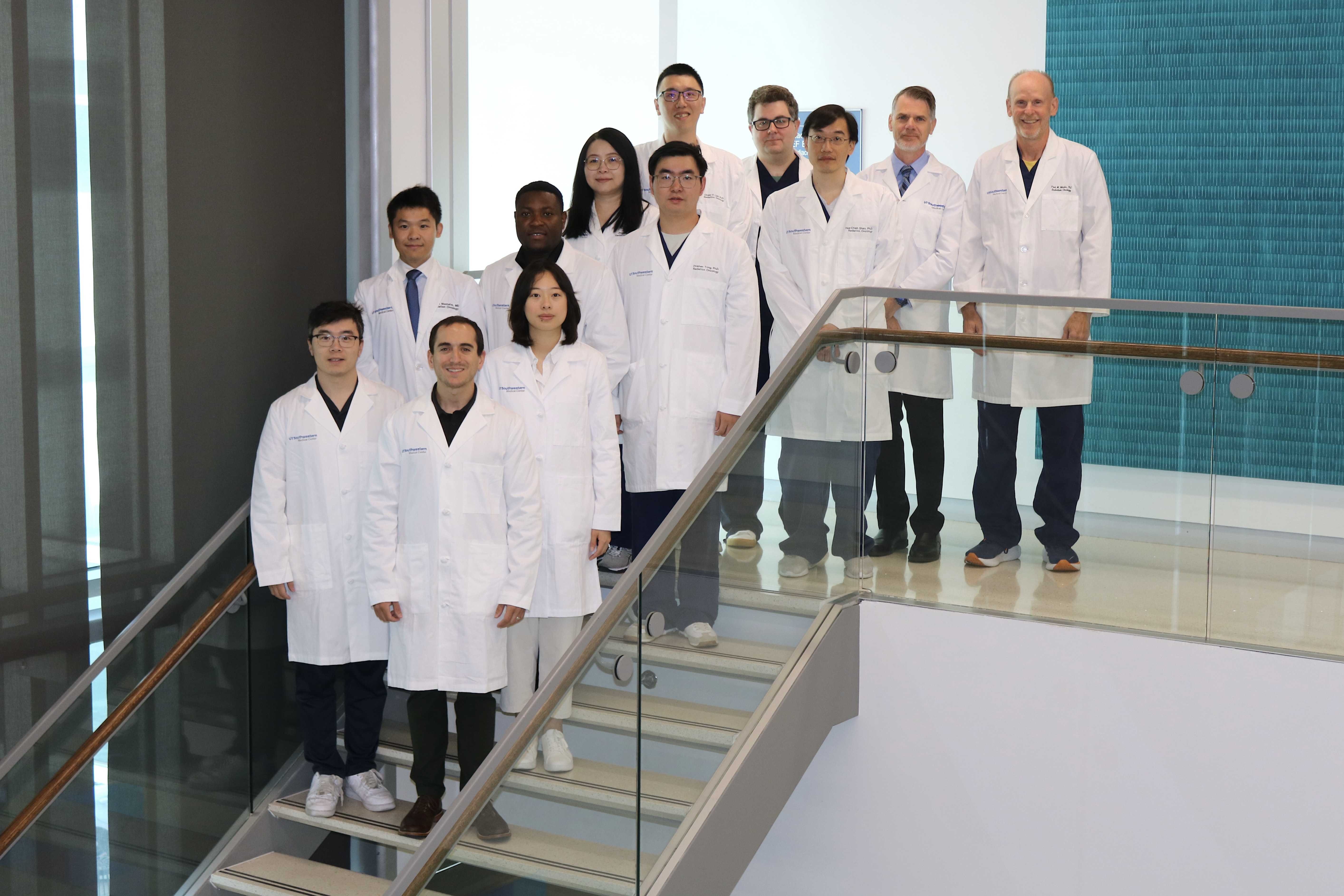Physics residents with leadership