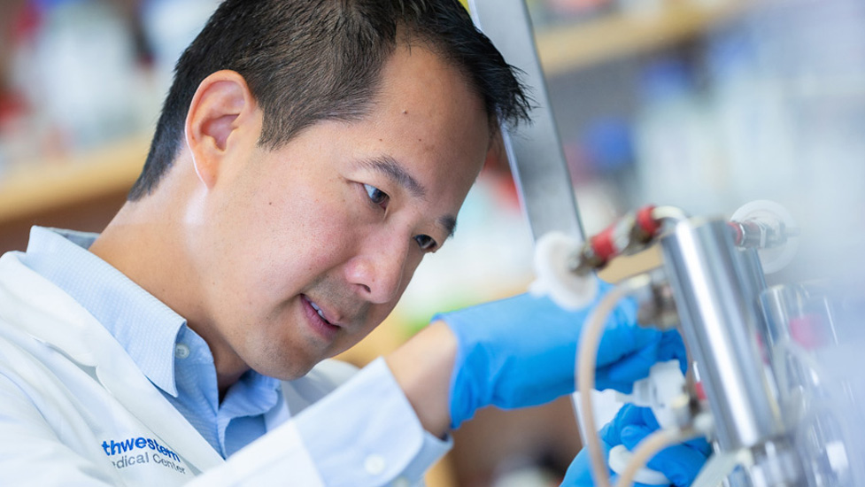 Dr. Benajamin Tu in his research lab