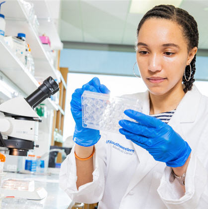 A female student in a lab