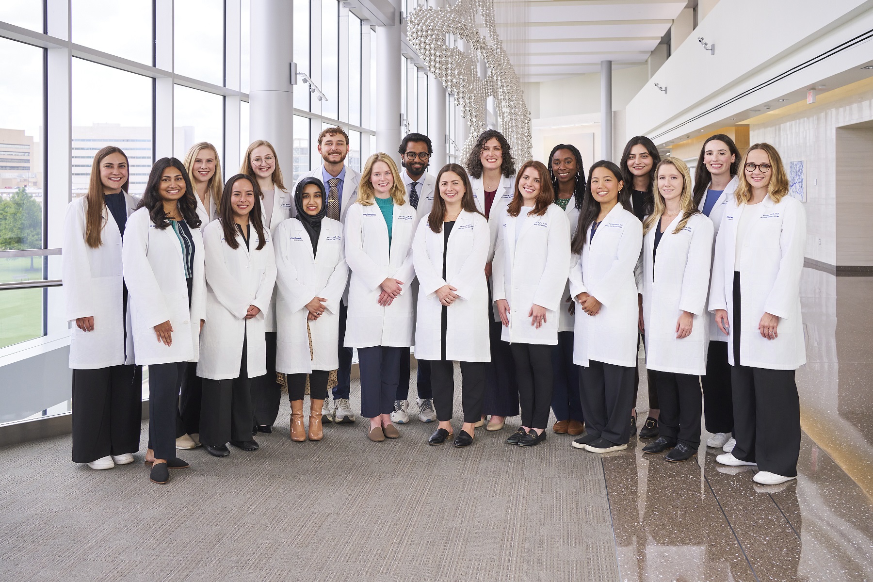 Group photo of the residents of the Class of 2027