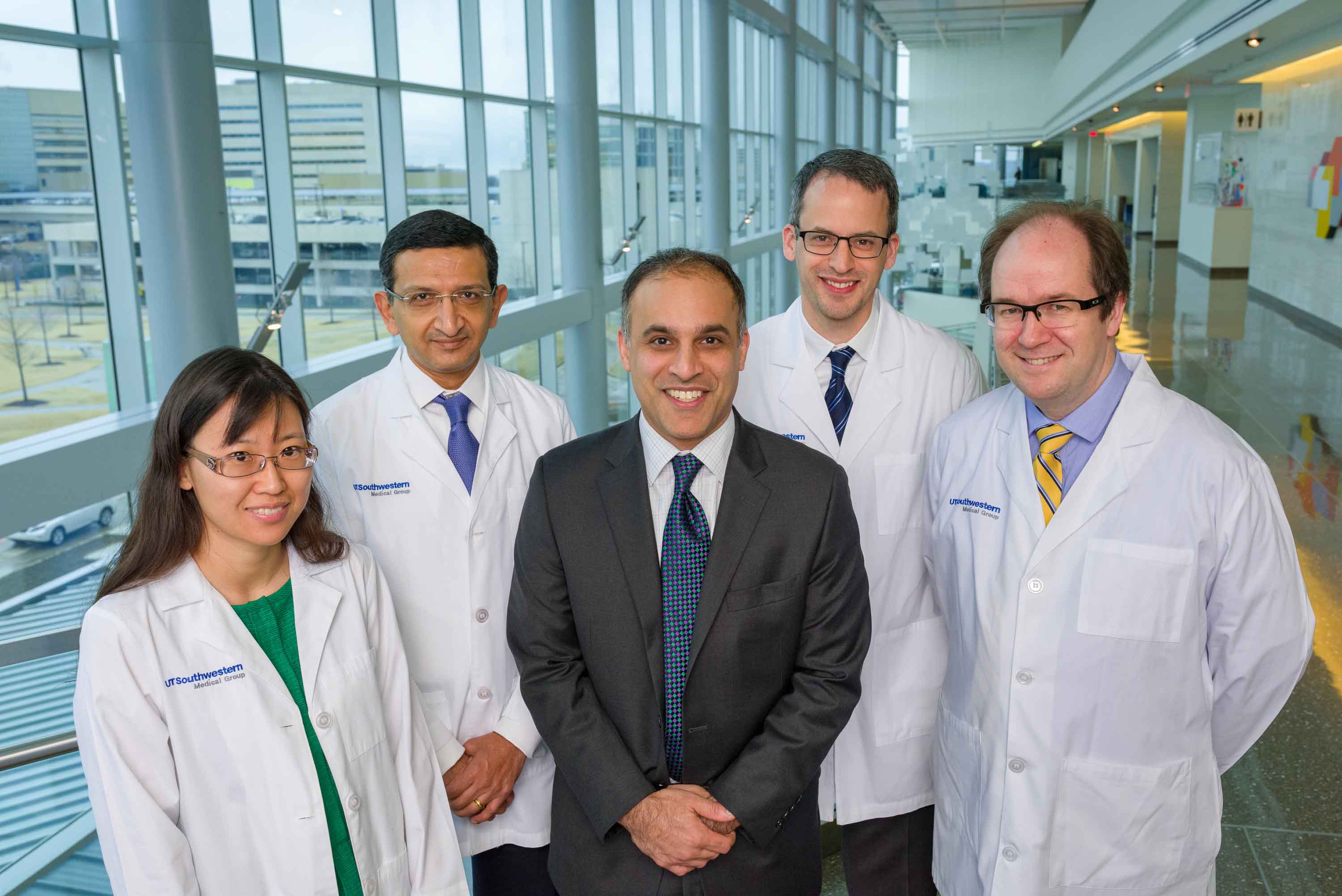 Christine Hwang, M.D., Dev Desai, M.D., Parsia Vagefi, M.D., Justin Parekh, M.D., and Malcolm MacConmara, M.D. surgical transplantation team