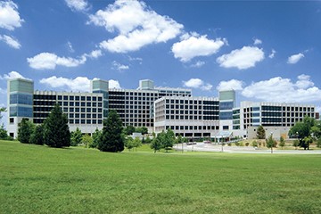 Harold C. Simmons Comprehensive Cancer Center