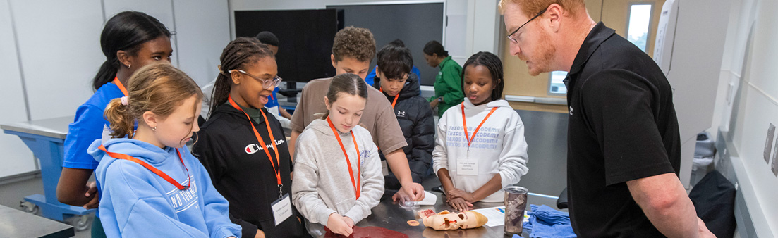 Explore Jr students getting training in medical field