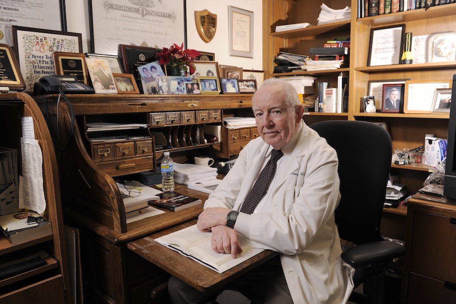 Newswise: In memoriam: Professor Emeritus of Surgery Dr. Robert McClelland, provided emergency care to President John F. Kennedy