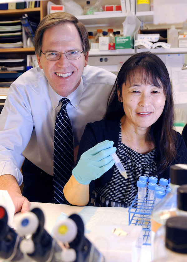 Dr. Philip Shaul and Dr. Chieko Mineo