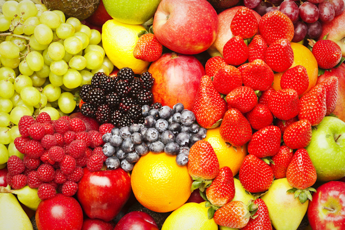 Delicious foods, including a variety of fruits