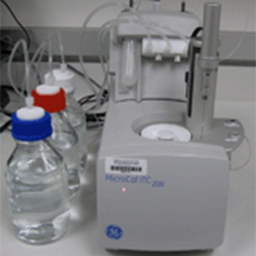 Small-Volume Calorimeter