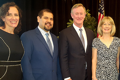 Three UTSW employees receive Regents’ Outstanding Employee Award